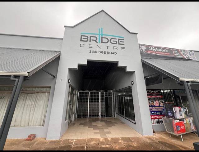 RETAIL PROPERTY TO RENT IN PRESTBURY